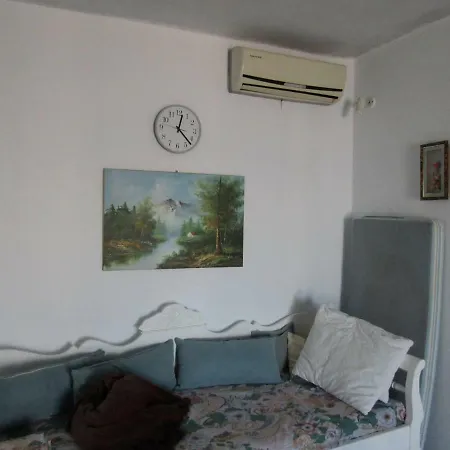 Santorini Summer Lovers House Pensionat